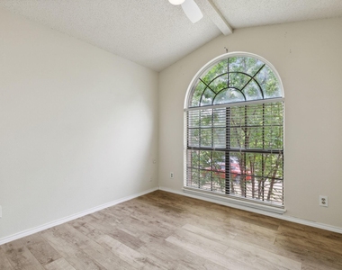 2020 Crestmeadow Street - Photo Thumbnail 16