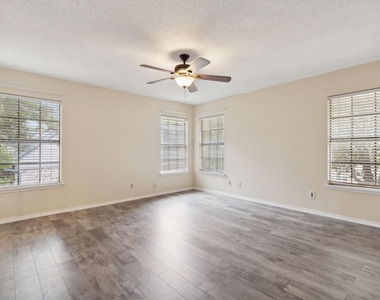 2020 Crestmeadow Street - Photo Thumbnail 12