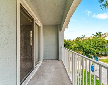 3097 Laurel Ridge Circle - Photo Thumbnail 19