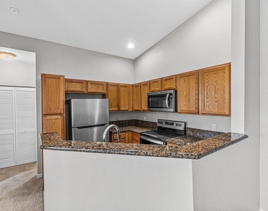 3097 Laurel Ridge Circle - Photo Thumbnail 3
