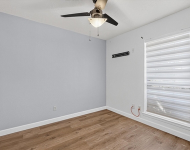 1029 Field Trail Drive - Photo Thumbnail 17