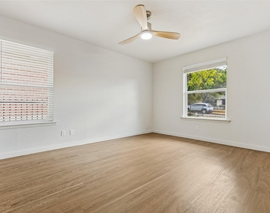 1215 Fordham Road - Photo Thumbnail 17