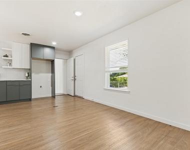 1215 Fordham Road - Photo Thumbnail 5