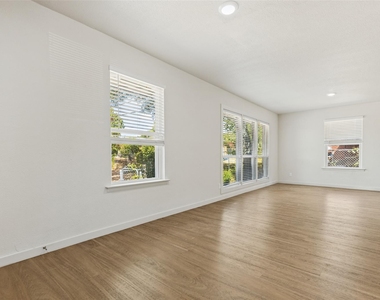 1215 Fordham Road - Photo Thumbnail 11