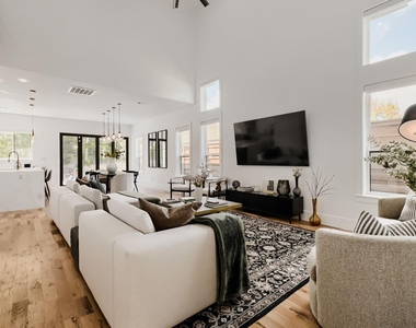 2824 Cain Boulevard - Photo Thumbnail 4
