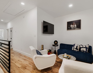 2824 Cain Boulevard - Photo Thumbnail 19