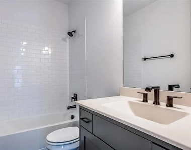 8207 Nunley Lane - Photo Thumbnail 14