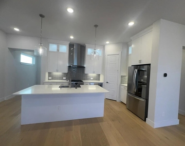 8207 Nunley Lane - Photo Thumbnail 5