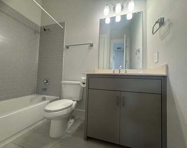 8207 Nunley Lane - Photo Thumbnail 10