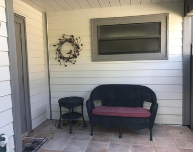 2551 Bedford Mews Drive - Photo Thumbnail 4