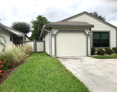 2551 Bedford Mews Drive - Photo Thumbnail 5
