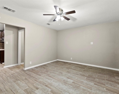 7425 S College Circle - Photo Thumbnail 2