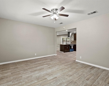 7425 S College Circle - Photo Thumbnail 5
