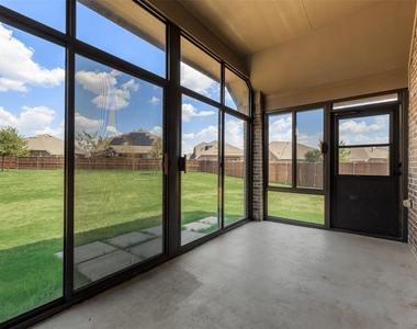 4304 Caney Creek Circle - Photo Thumbnail 15