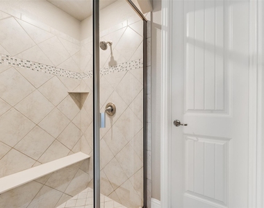 4304 Caney Creek Circle - Photo Thumbnail 9
