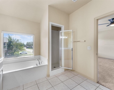 511 Mariner Drive - Photo Thumbnail 19