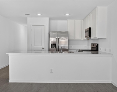5318 Cinnamon Lane - Photo Thumbnail 3
