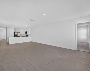 5318 Cinnamon Lane - Photo Thumbnail 2