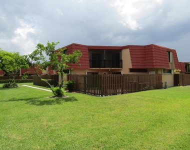8345 Trent Court - Photo Thumbnail 11