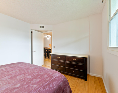 101 Royal Park Drive - Photo Thumbnail 22