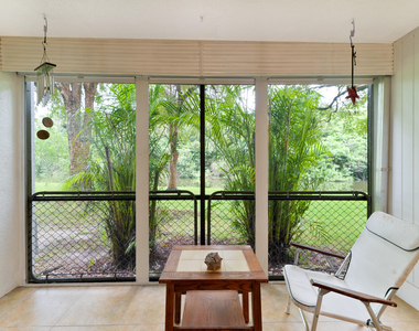101 Royal Park Drive - Photo Thumbnail 18