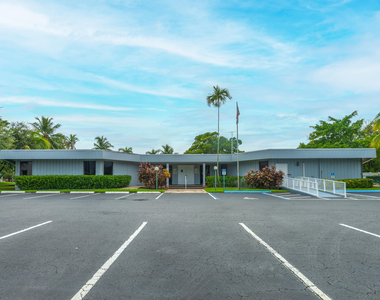 101 Royal Park Drive - Photo Thumbnail 25