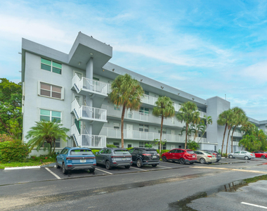 101 Royal Park Drive - Photo Thumbnail 1