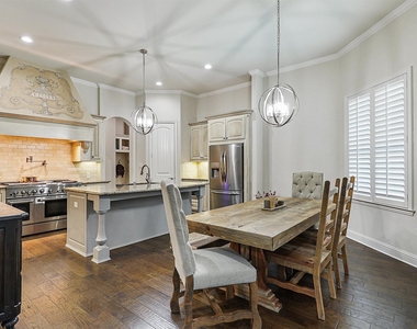 11216 Ashley Lane - Photo Thumbnail 8