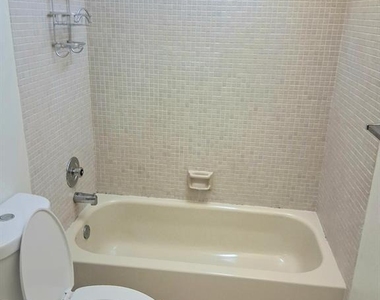 3301 Nw 47th Terrace - Photo Thumbnail 13