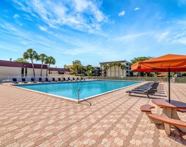 3301 Nw 47th Terrace - Photo Thumbnail 25