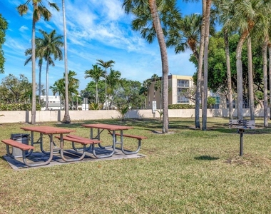 3301 Nw 47th Terrace - Photo Thumbnail 35