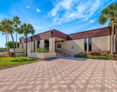 3301 Nw 47th Terrace - Photo Thumbnail 18