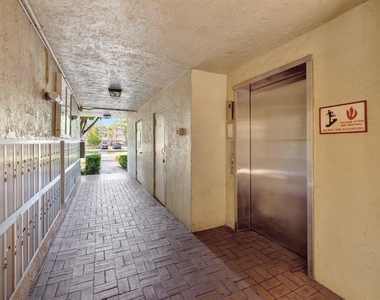 3301 Nw 47th Terrace - Photo Thumbnail 15