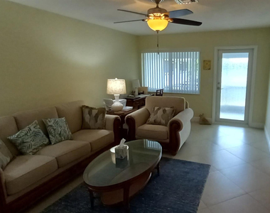 2100 Ne 38th Street - Photo Thumbnail 3