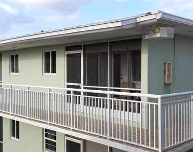 2100 Ne 38th Street - Photo Thumbnail 1