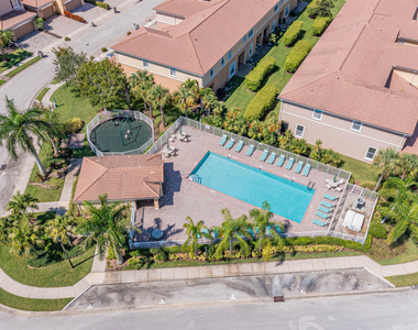 1140 Cheval Drive - Photo Thumbnail 2