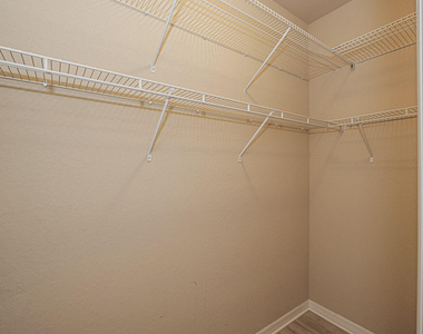 1140 Cheval Drive - Photo Thumbnail 20