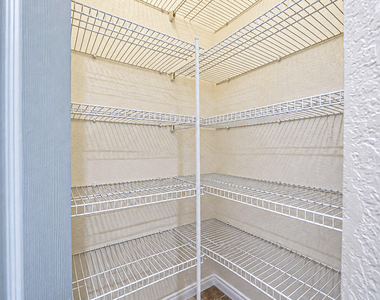 1140 Cheval Drive - Photo Thumbnail 16