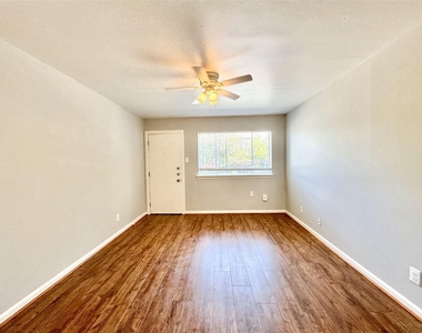 5722 Gaston Avenue - Photo Thumbnail 1