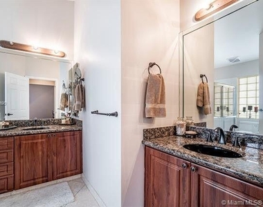 14181 E Castlerock Way E - Photo Thumbnail 8