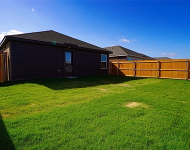 1827 Sanderling Street - Photo Thumbnail 23