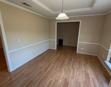 3912 Bandera Drive - Photo Thumbnail 7
