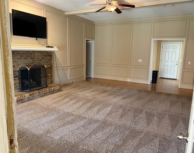 3912 Bandera Drive - Photo Thumbnail 18
