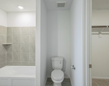 7904 Thornton Drive - Photo Thumbnail 26