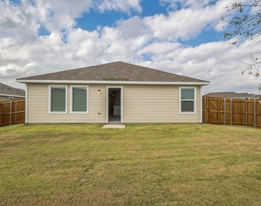 7904 Thornton Drive - Photo Thumbnail 35