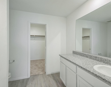 7904 Thornton Drive - Photo Thumbnail 27