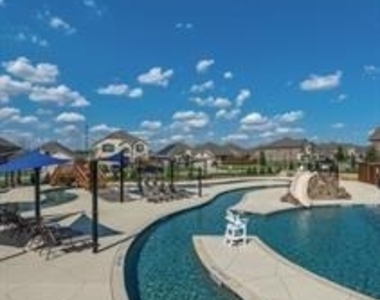 7904 Thornton Drive - Photo Thumbnail 39