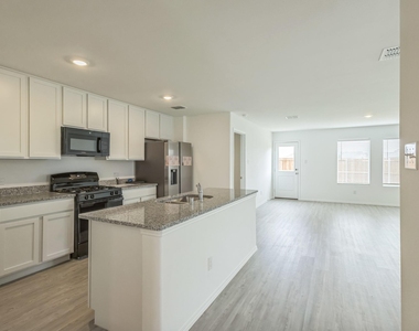 7904 Thornton Drive - Photo Thumbnail 25