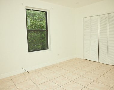 25 Ne 43rd Street - Photo Thumbnail 13