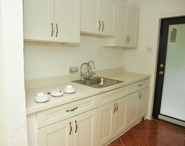25 Ne 43rd Street - Photo Thumbnail 27